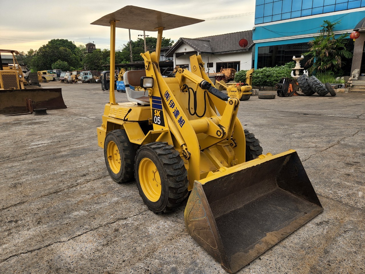 รถตัก ขนาดเล็ก KOMATSU SK05-2  มาใหม่พร้อมใช้งาน สอบถามเพิ่มเติมที่คุณชัญญา 0658844400, www.nmc99.com
