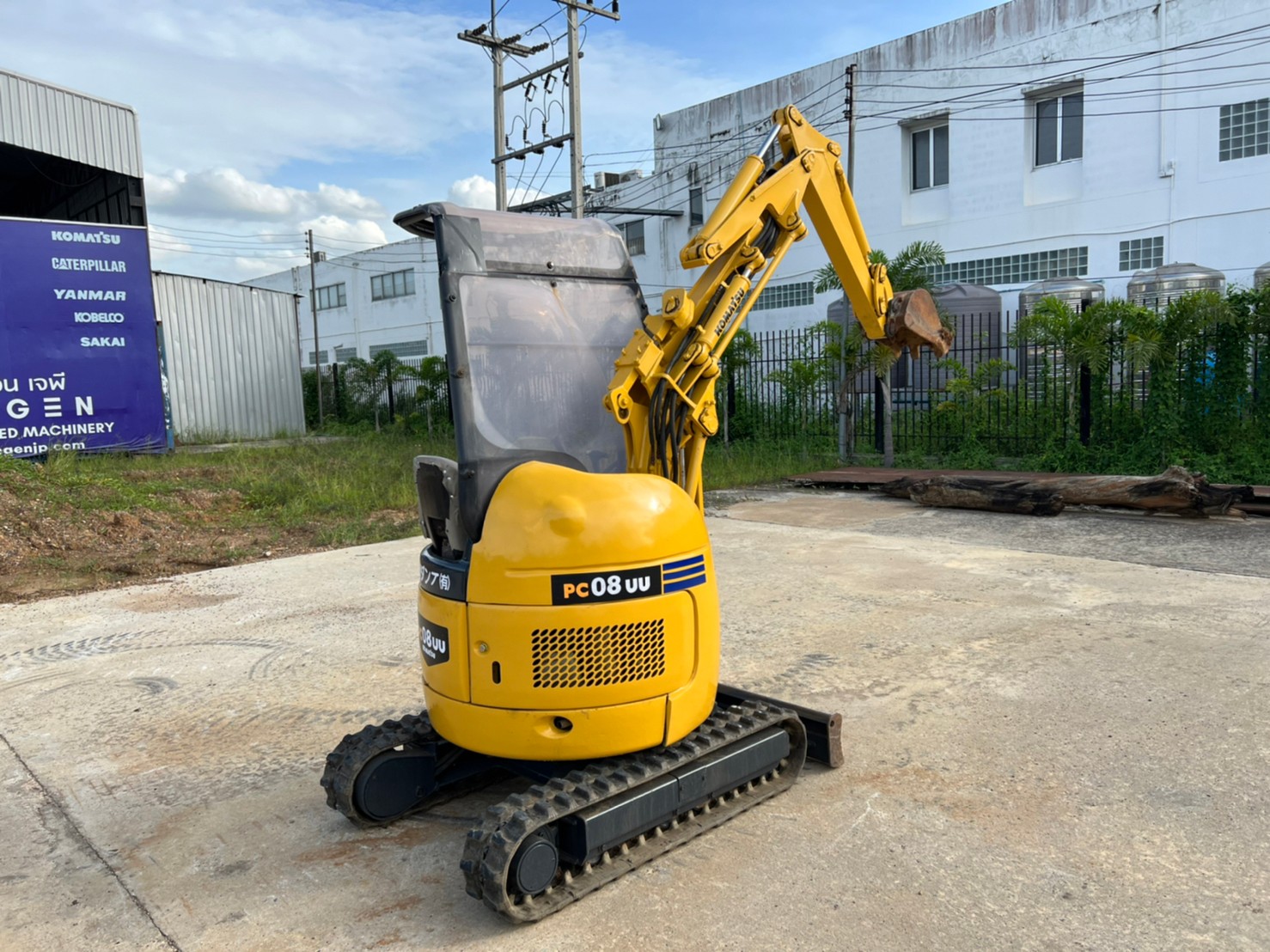 รถขุด KOMATSU PC08UU มาใหม่พร้อมใช้งาน นำเข้าจากญี่ปุ่นไม่เคยใช้งานในไทย ชั่วโมงการทำงานน้อย รถขุด KOMATSU PC08UU มาใหม่พร้อมใช้งาน นำเข้าจากญี่ปุ่นไม่เคยใช้งานในไทย ชั่วโมงการทำงานน้อย