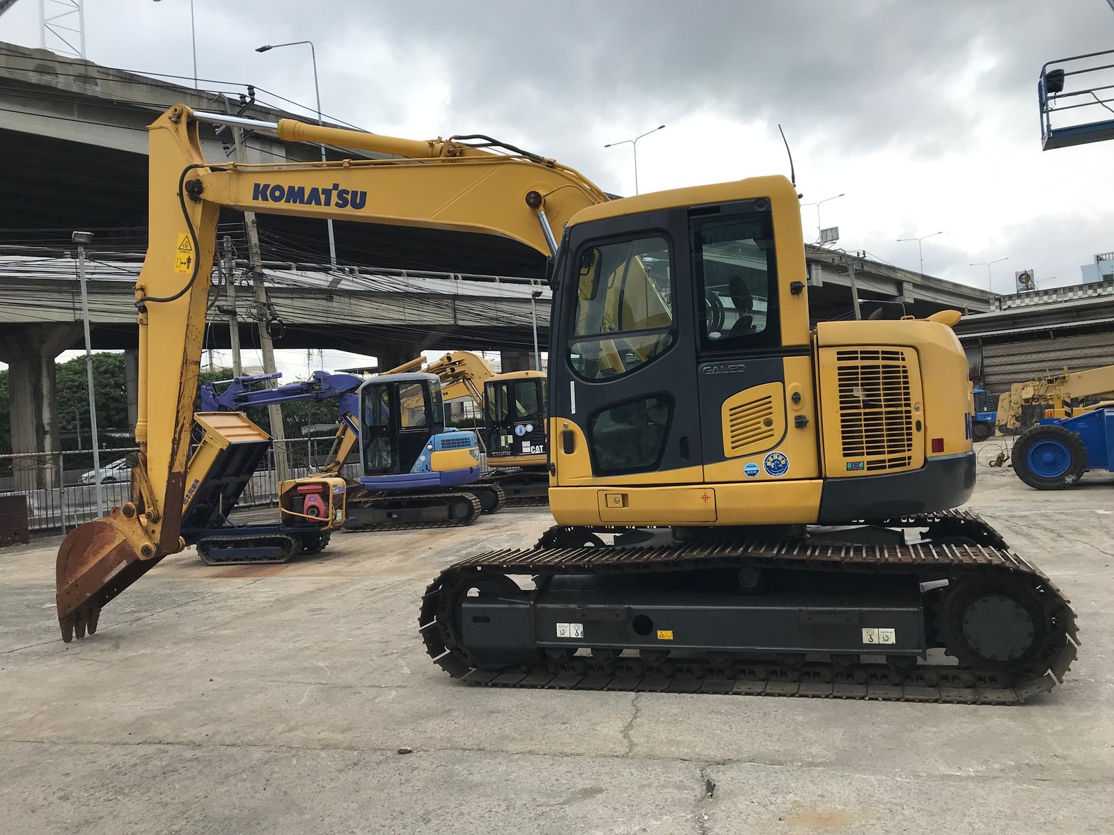 รถขุดมือสอง KOMATSU PC138US-8 นำเข้าจากญี่ปุ่นใช้งานมาน้อย ไม่เคยใช้งานในไทย รถขุดมือสอง KOMATSU PC138US-8 นำเข้าจากญี่ปุ่นใช้งานมาน้อย ไม่เคยใช้งานในไทย