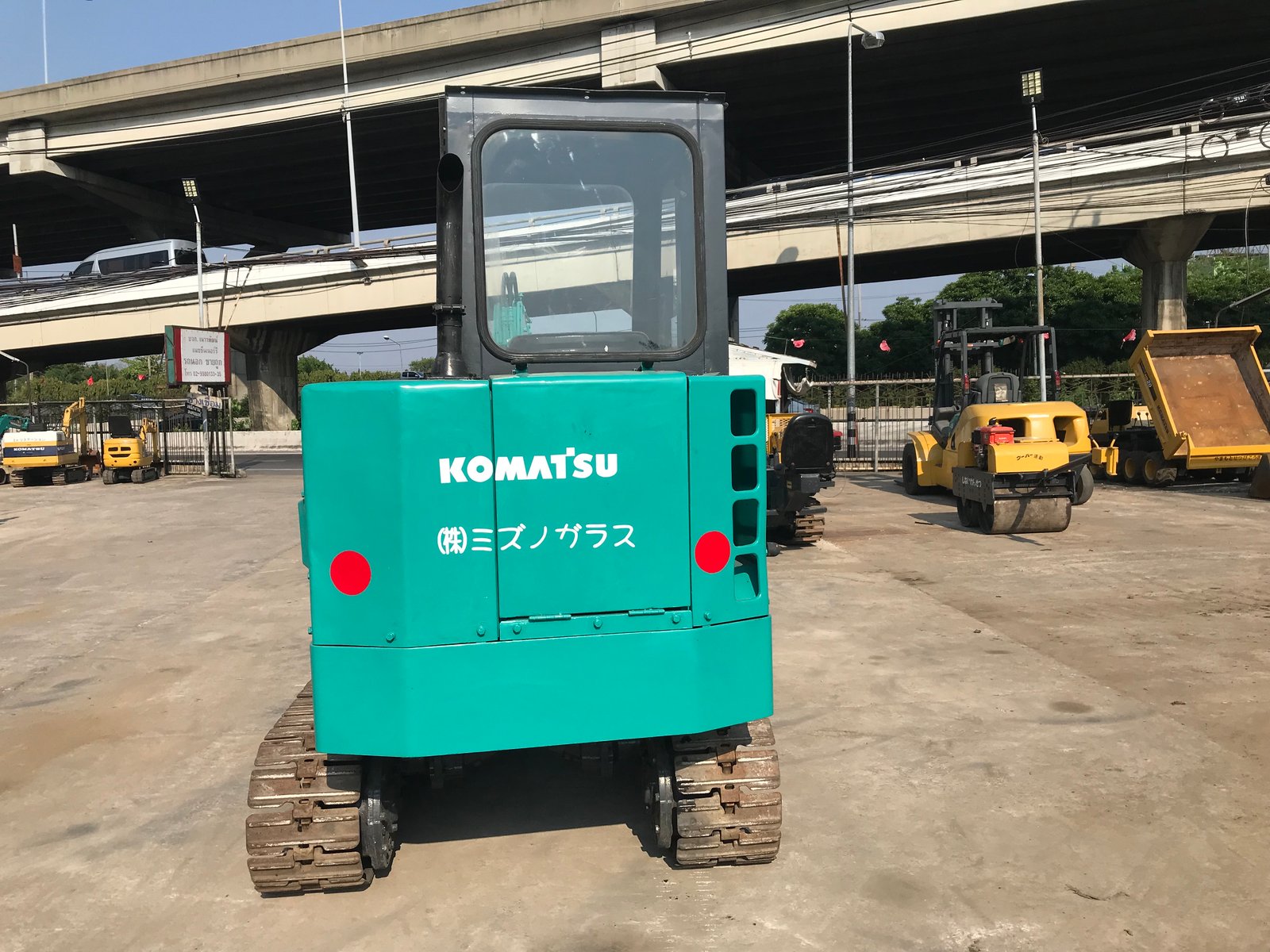 รถขุด KOMATSU PC20 ใช้งานมาน้อย สอบถามที่คุณครีม 0658844400 รถขุด KOMATSU PC20 ใช้งานมาน้อย สอบถามที่คุณครีม 0658844400