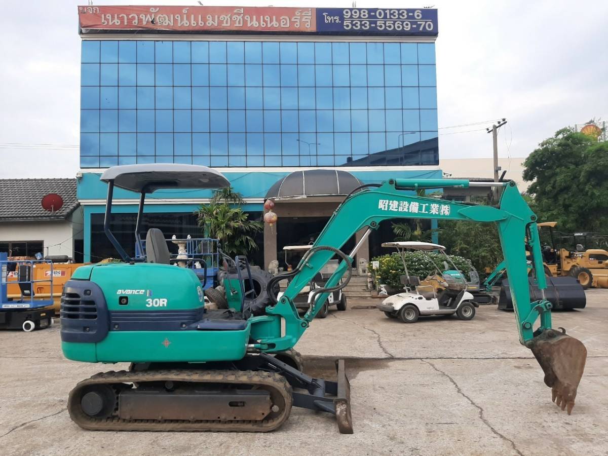 รถขุด KOMATSU PC27R-8  ขนาดเท่ากับ PC30 รถสวยมาก สอบถามเพิ่มเติมที่คุณชัญญา