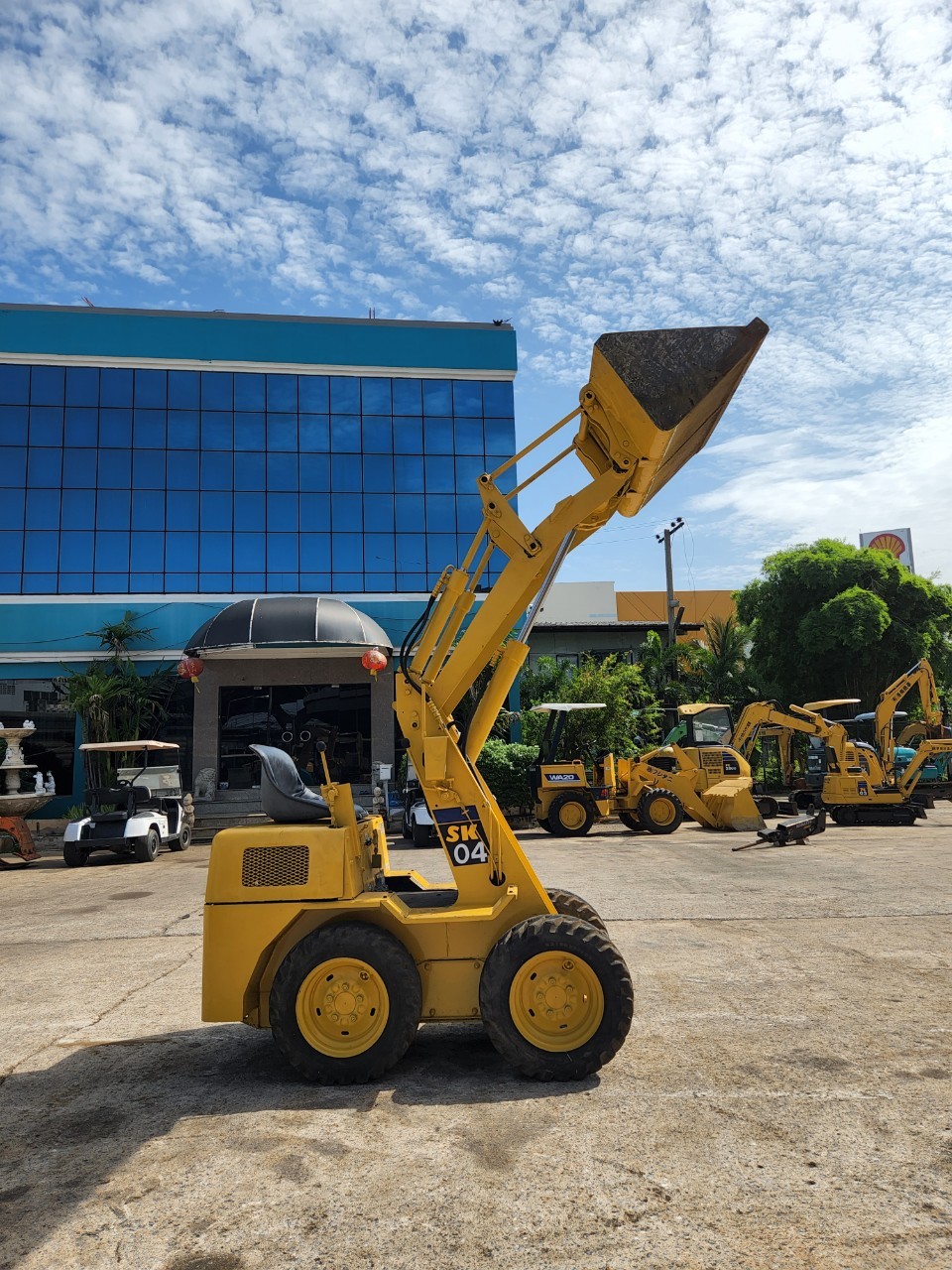 รถตัก KOMATSU SK04 รถตักเล็กสวยมาก สอบถามเพิ่มเติมที่คุณชัญญา