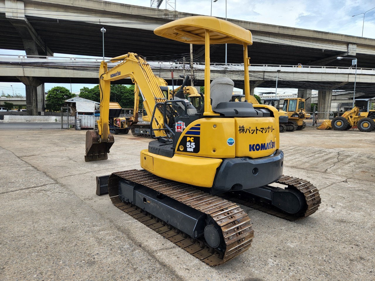 รถขุดมือสอง KOMATSU PC55MR-3 รถมาใหม่ใช้งานมาน้อย นำเข้าจากญี่ปุ่น รถขุดมือสอง KOMATSU PC55MR-3 รถมาใหม่ใช้งานมาน้อย นำเข้าจากญี่ปุ่น