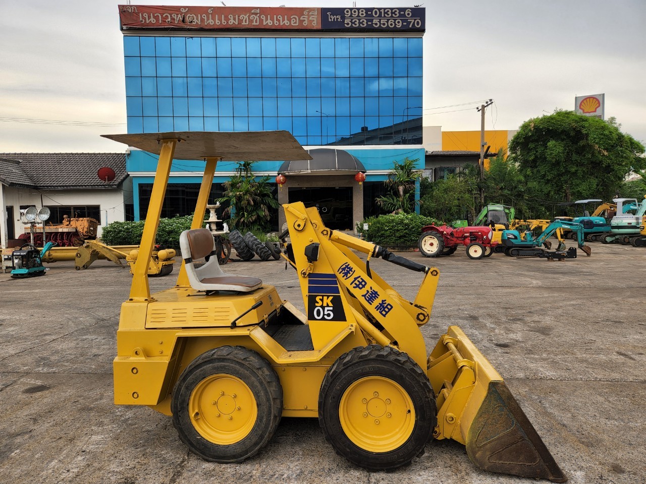 รถตัก ขนาดเล็ก KOMATSU SK05-2  มาใหม่พร้อมใช้งาน สอบถามเพิ่มเติมที่คุณชัญญา 0658844400, www.nmc99.com