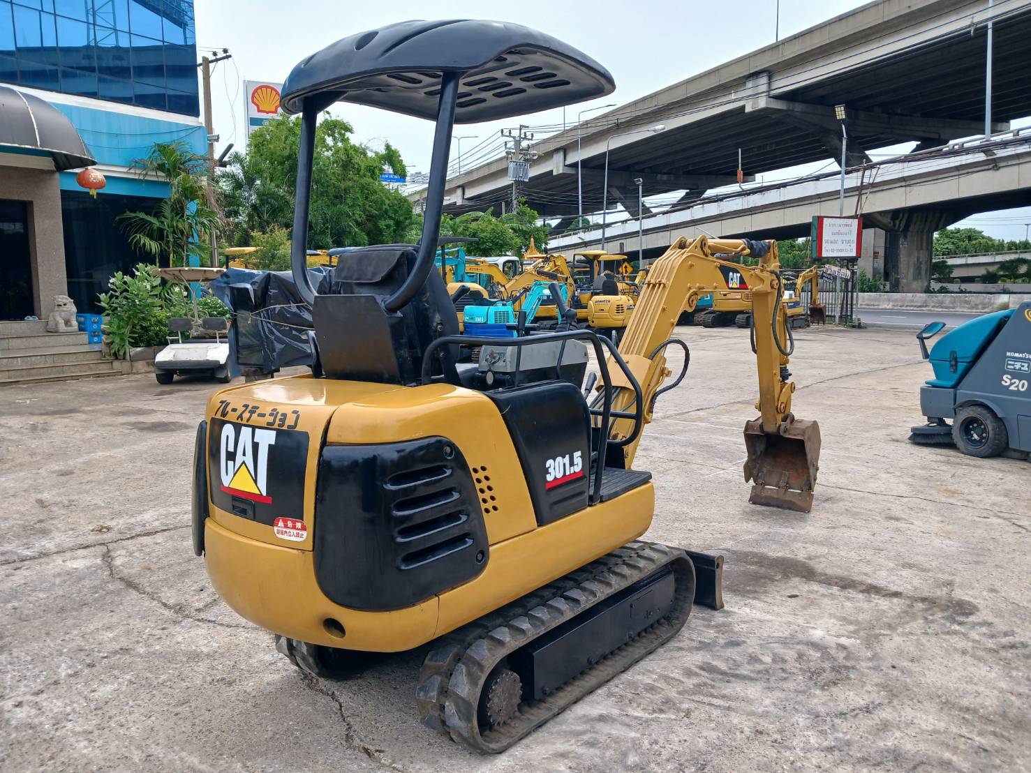 รถขุดมือสอง ขนาดเล็ก CAT-MITSU MM15T สอบถามเพิ่มเติมที่คุณชัญญา 0658844400