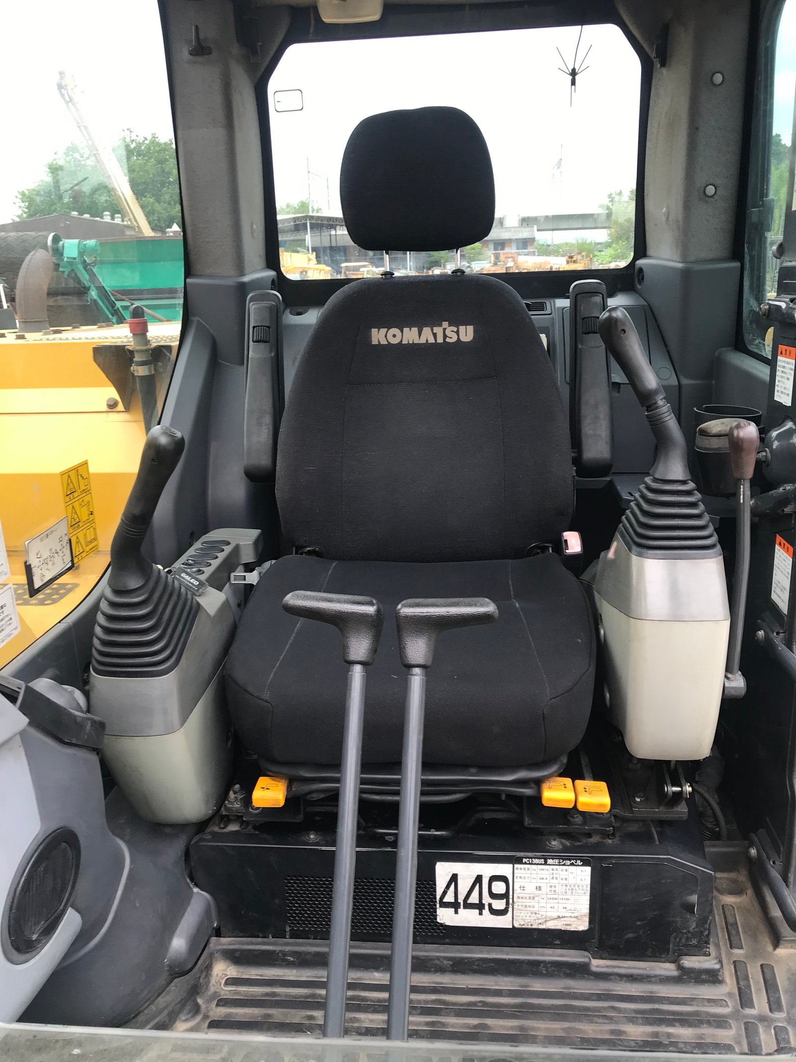 รถขุด KOMATSU PC138US-8 รถนำเข้าจากญี่ปุ่นชั่วโมงการทำงานน้อย พร้อมใช้งาน รถขุด KOMATSU PC138US-8 รถนำเข้าจากญี่ปุ่นชั่วโมงการทำงานน้อย พร้อมใช้งาน
