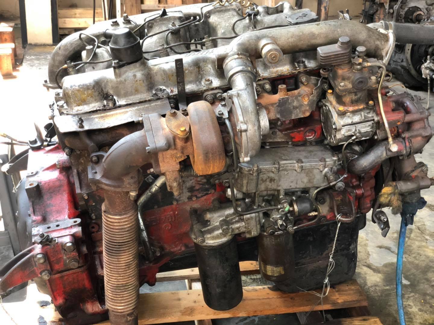 ขายเครื่อง Hino EP100 อีพีวัน 285แรง ขายเครื่อง Hino EP100 อีพีวัน 285แรง