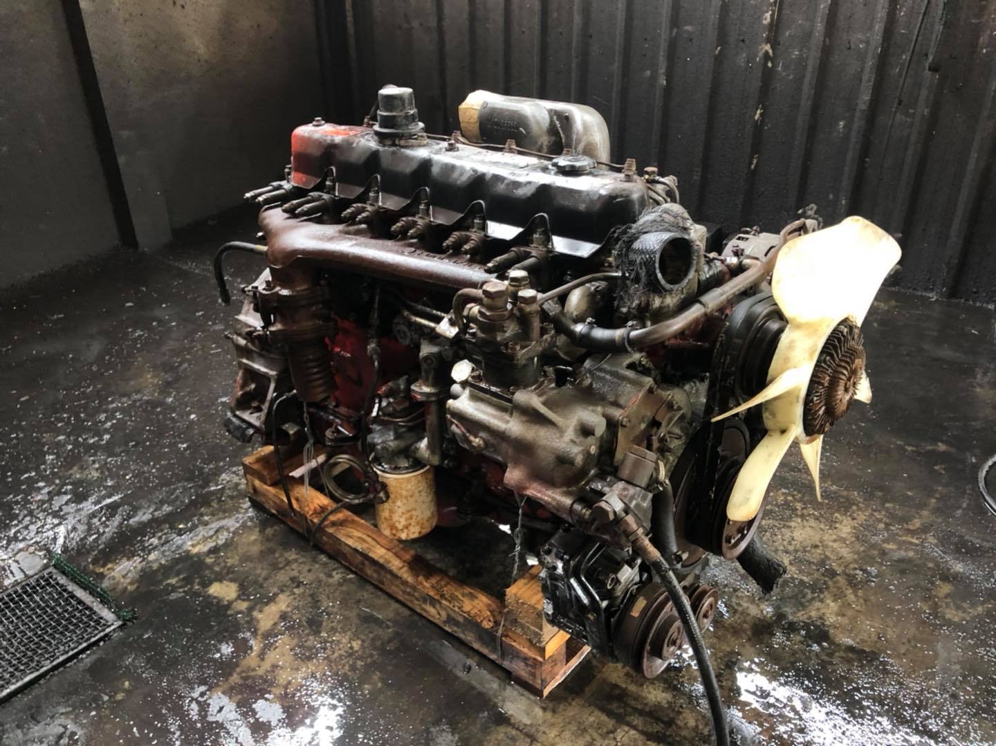 Hino HO7C 185 เครื่องนอก ซื้อมาไม่ได้ใช้ Hino HO7C 185 เครื่องนอก ซื้อมาไม่ได้ใช้