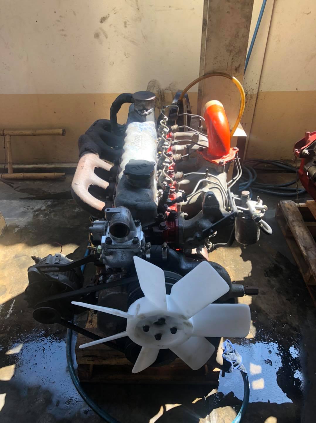 ขายเครื่อง Hino EH700 168แรงม้า ขายเครื่อง Hino EH700 168แรงม้า