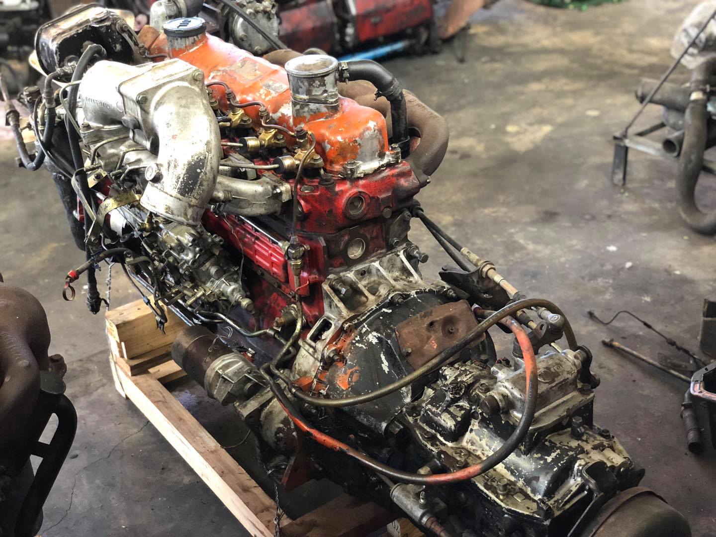 ขายเครื่อง Hino EH700 168แรงม้า ตัดหกล้อ สภาพดี ติดดี นิ่ม มีไอนิดๆ ขายเครื่อง Hino EH700 168แรงม้า ตัดหกล้อ สภาพดี ติดดี นิ่ม มีไอนิดๆ