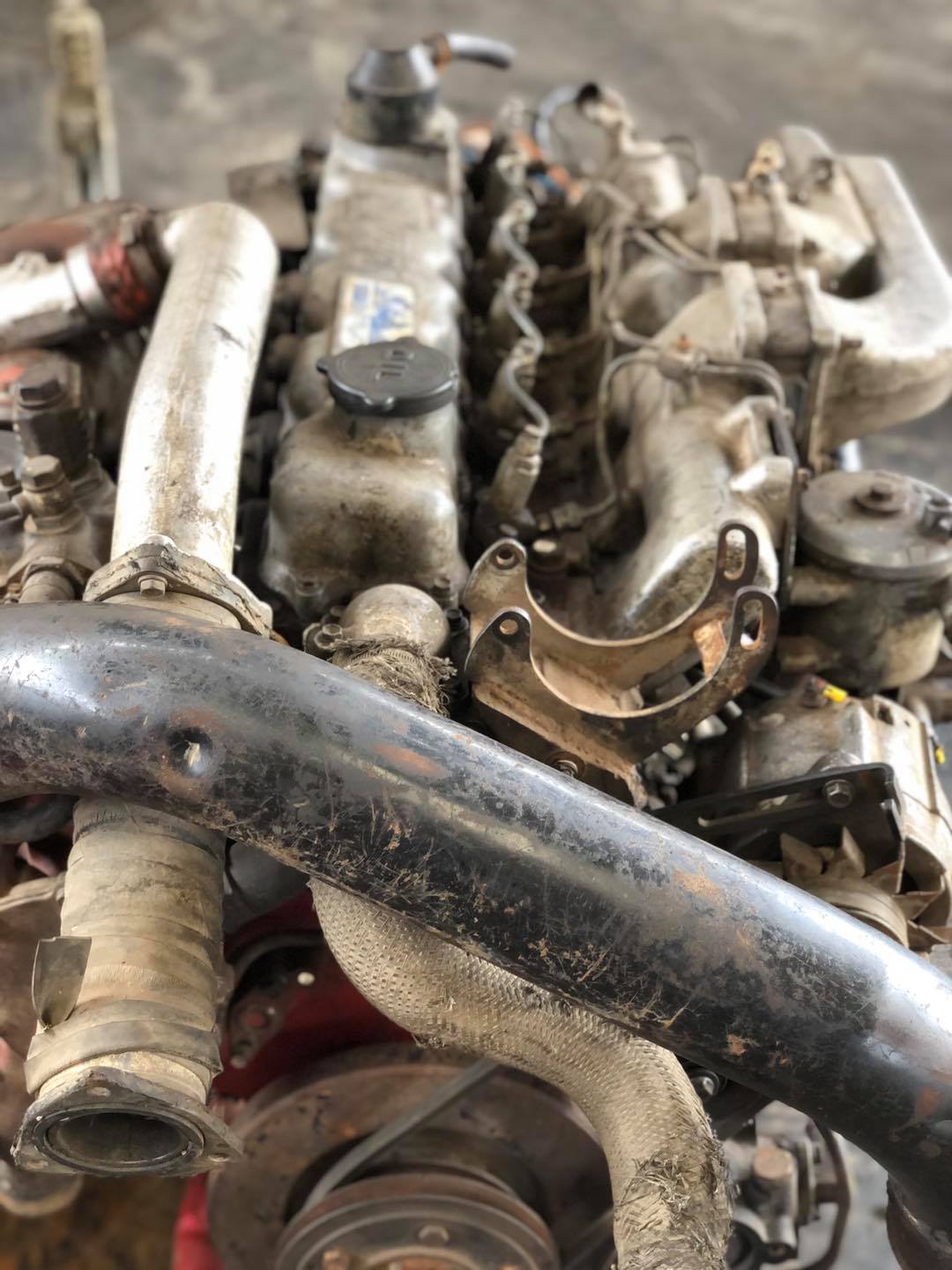 ขายเครื่อง Hino EP100 285 แรงม้า ขายเครื่อง Hino EP100 285 แรงม้า