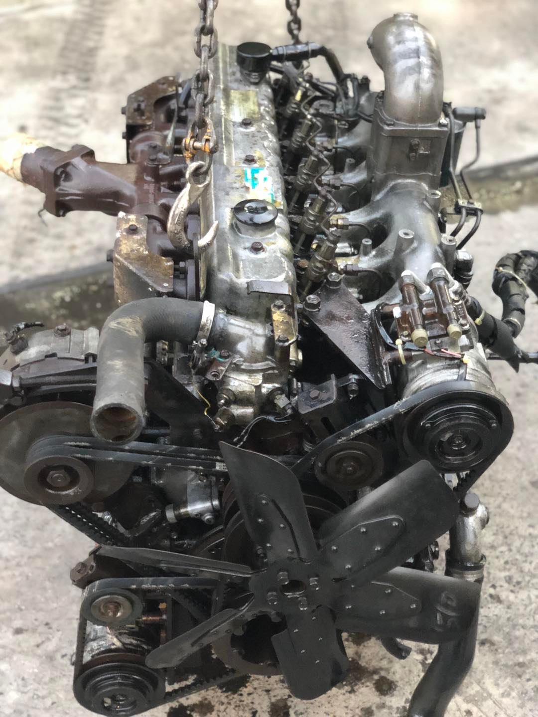 Nissan FE6 180 แรงม้า Nissan FE6 180 แรงม้า