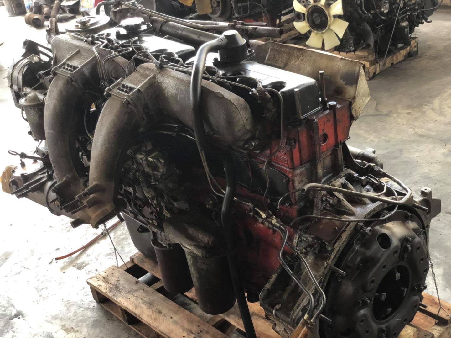 ขายเครื่อง Hino EK100 รหัส C 315 แรงม้า ขายเครื่อง Hino EK100 รหัส C 315 แรงม้า