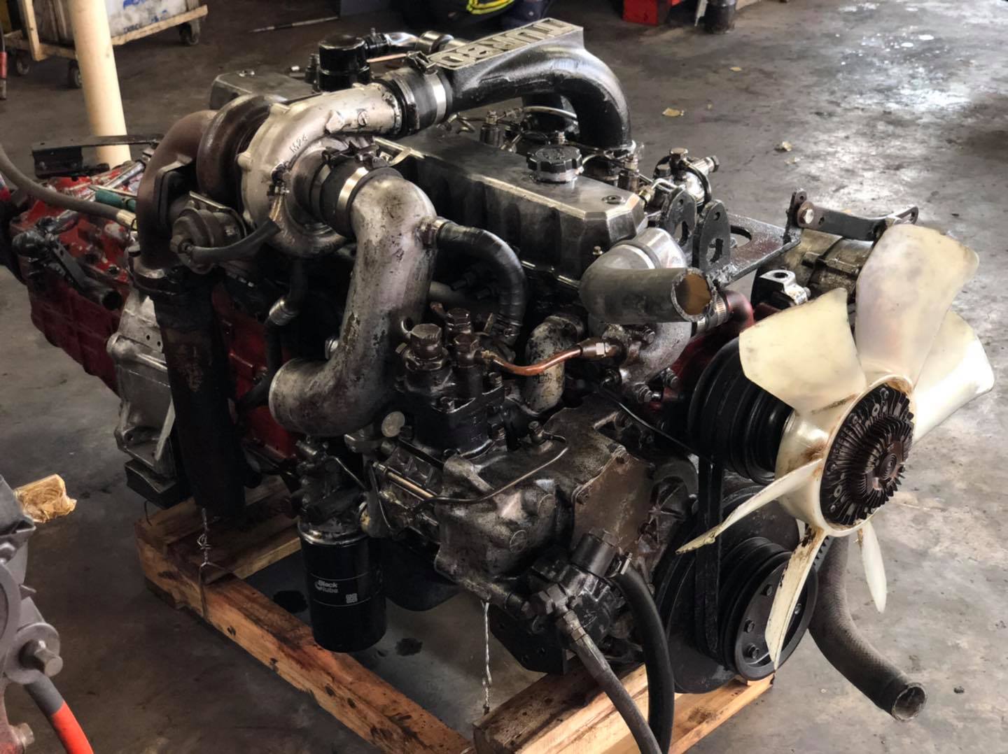 Hino HO6C Turbo 205 แรงม้า Hino HO6C Turbo 205 แรงม้า