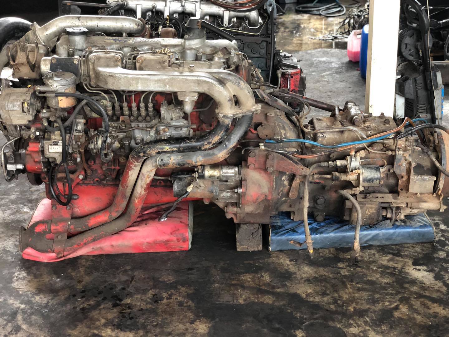 ขายเครื่อง Hino EP100 285 แรงม้า ขายเครื่อง Hino EP100 285 แรงม้า