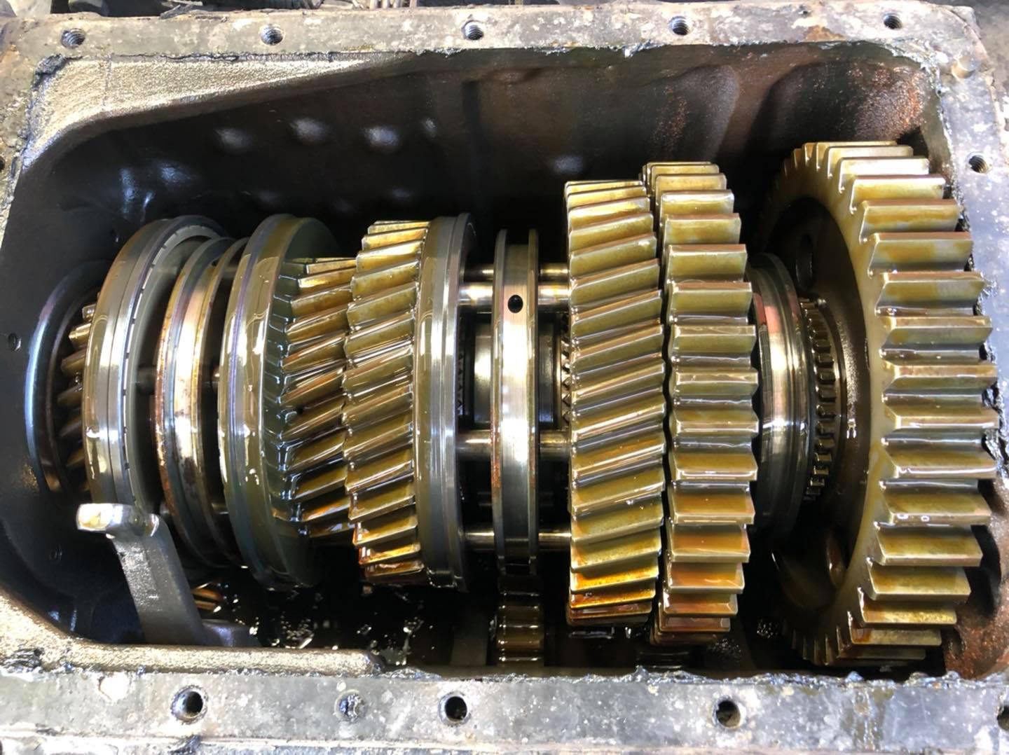 ขายเกียร์ Isuzu 260 E120 7เกียร์ถอย ขายเกียร์ Isuzu 260 E120 7เกียร์ถอย