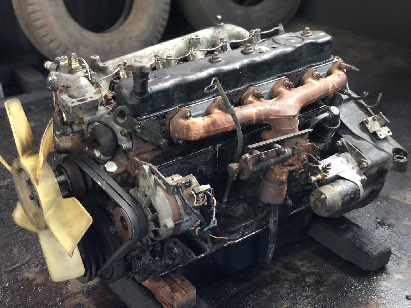 ขายเครื่อง Isuzu 6BD1 JCM ฝาดำ 165 แรง ขายเครื่อง Isuzu 6BD1 JCM ฝาดำ 165 แรง