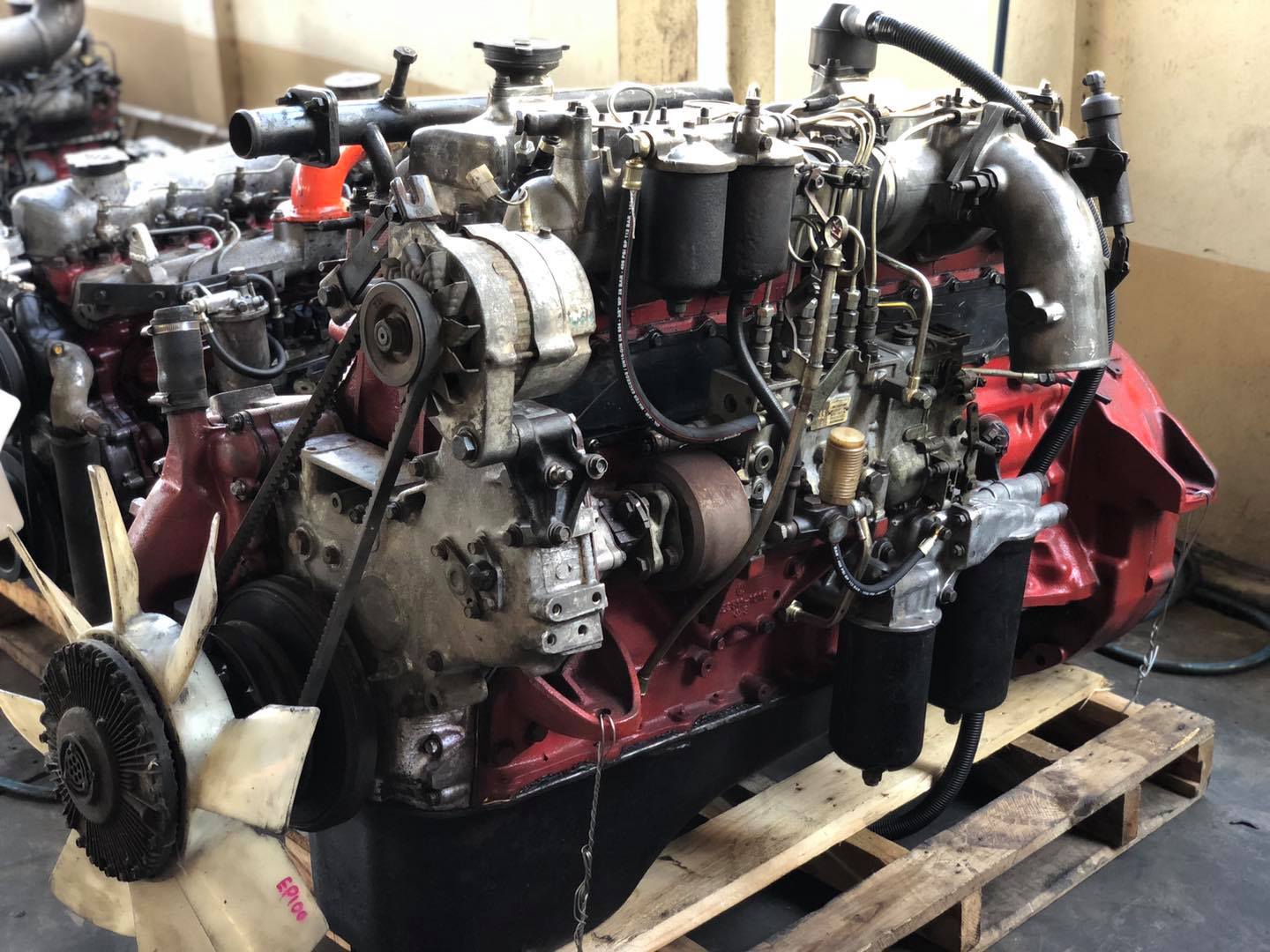 ขายเครื่อง Hino EK100 275 แรงม้า