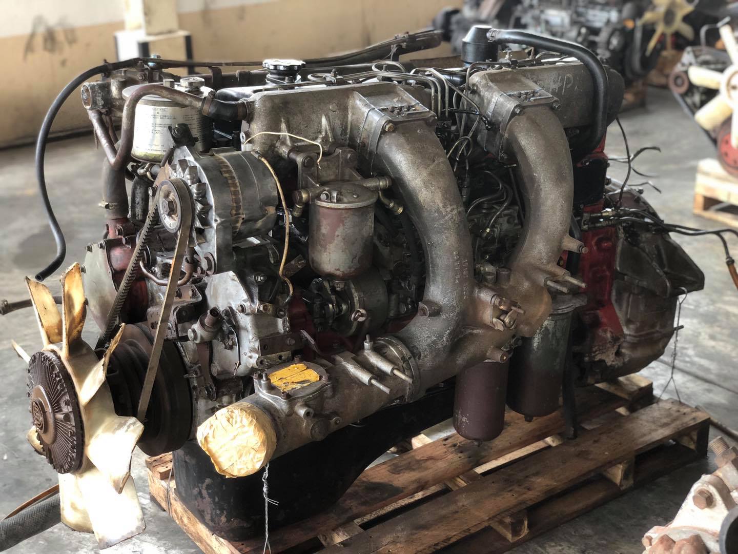 ขายเครื่อง Hino EK100 รหัส C 315 แรงม้า