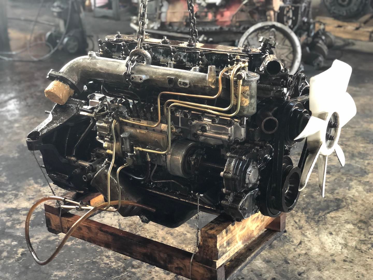 ขายเครื่อง Isuzu 6BD1 JCM ฝาดำ 165 แรงม้า