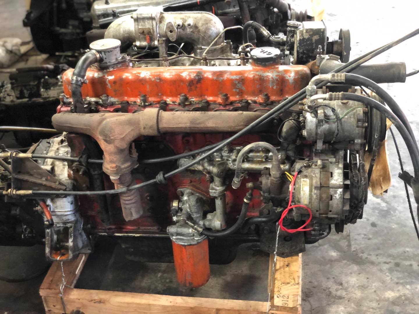 ขายเครื่อง Hino EH700 168แรงม้า ตัดหกล้อ สภาพดี ติดดี นิ่ม มีไอนิดๆ ขายเครื่อง Hino EH700 168แรงม้า ตัดหกล้อ สภาพดี ติดดี นิ่ม มีไอนิดๆ