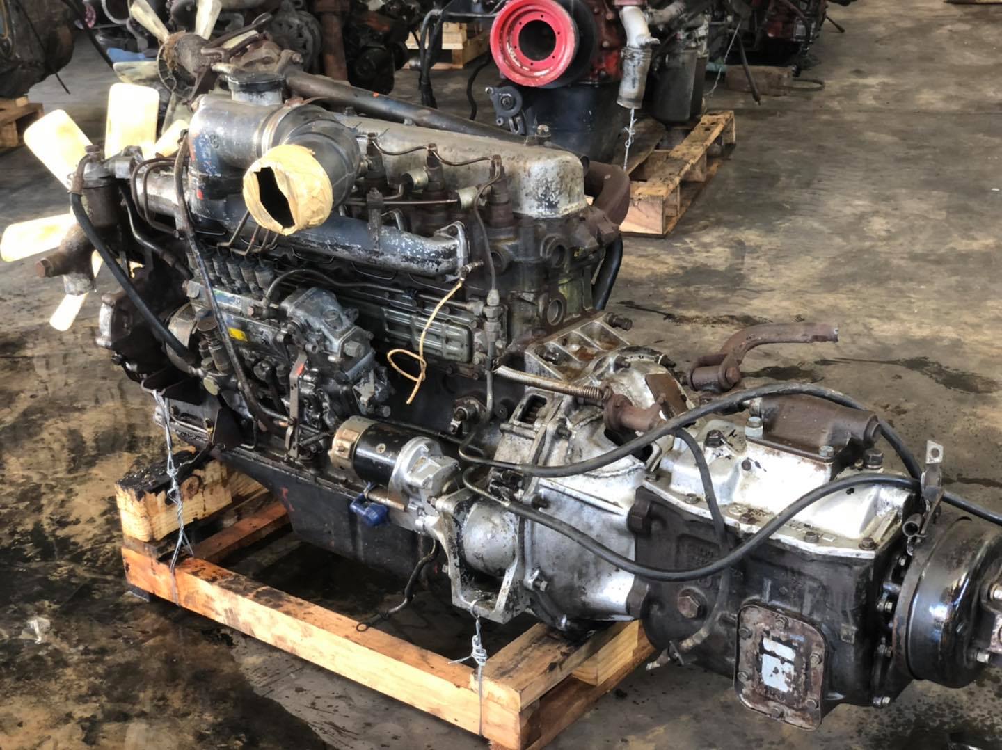 Hino EH300 150 แรงม้า เครื่องตัดรถ สภาพดี ติดดี นิ่ม ไม่มีไอ Hino EH300 150 แรงม้า เครื่องตัดรถ สภาพดี ติดดี นิ่ม ไม่มีไอ