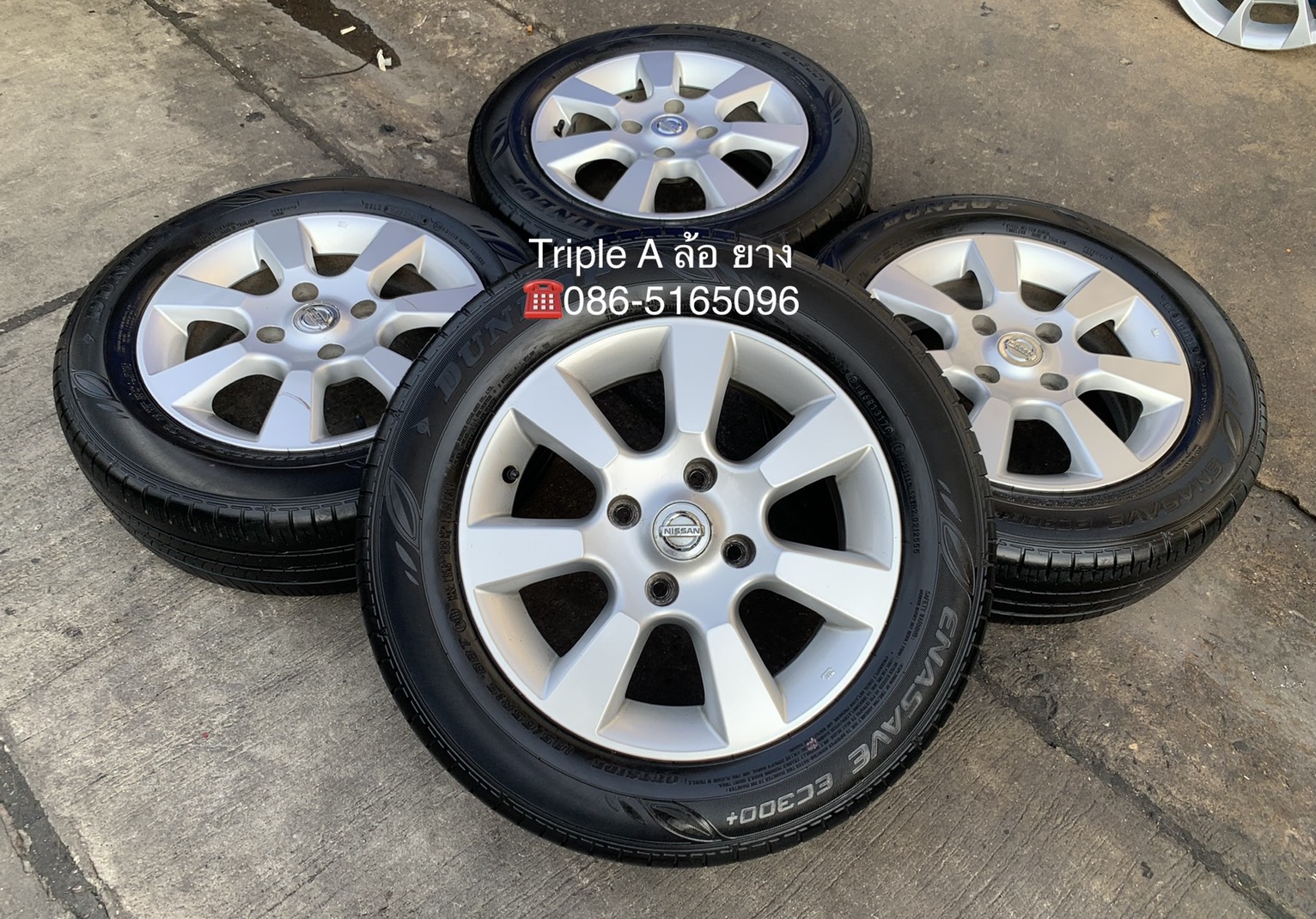 ล้อแม็ก 4รู114 Nissan Tida ขอบ 15 สีบอร์น พร้อมยาง 185-65-15 Dunlop ปี 17