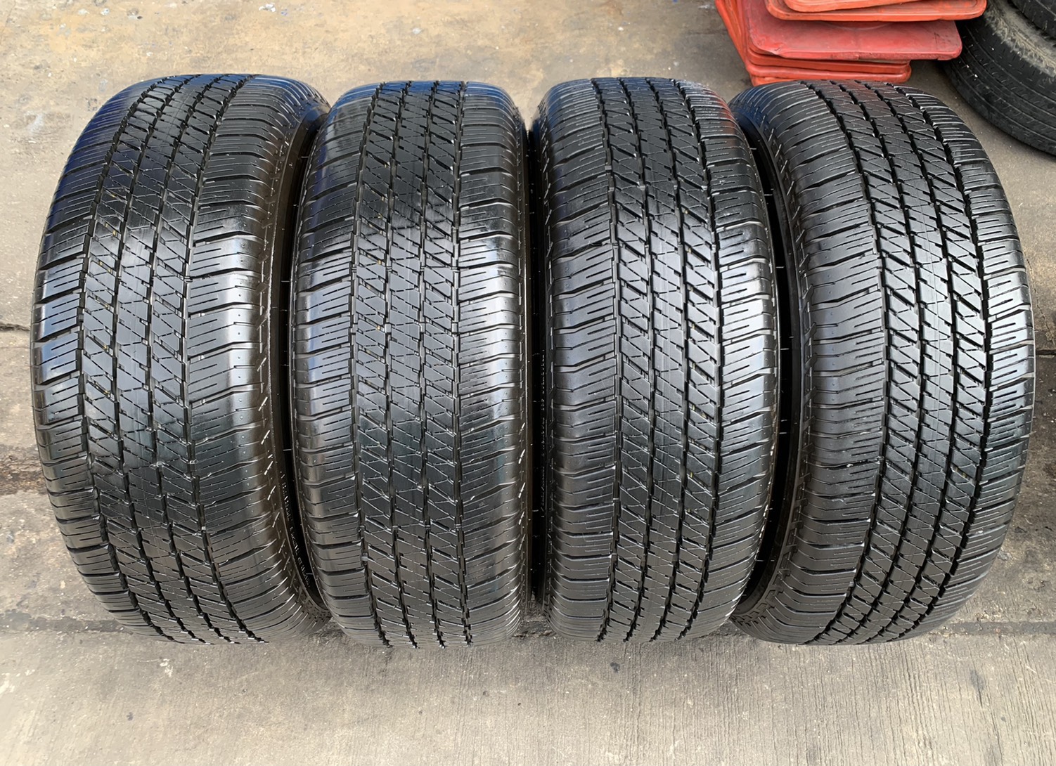 ล้อแม็กป้ายแดง Mitsu Triton รุ่นใหม่ล่าสุด ขอบ 18 เทาหน้าเงา พร้อมยางป้ายแดง 265-60-18 Bridgestone ป ล้อแม็กป้ายแดง Mitsu Triton รุ่นใหม่ล่าสุด ขอบ 18 เทาหน้าเงา พร้อมยางป้ายแดง 265-60-18 Bridgestone ป