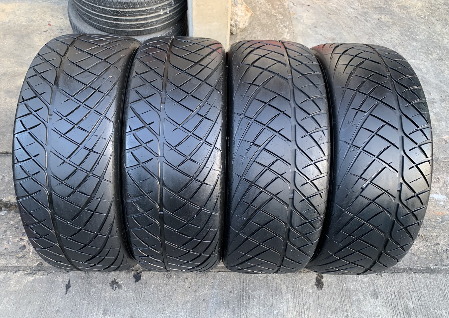 ล้อแม็ก ISUZU MU-X รุ่นใหม่ล่าสุด ขอบ 20 พร้อมยาง 265-50-20 RAIDER ปี 18 ล้อแม็ก ISUZU MU-X รุ่นใหม่ล่าสุด ขอบ 20 พร้อมยาง 265-50-20 RAIDER ปี 18