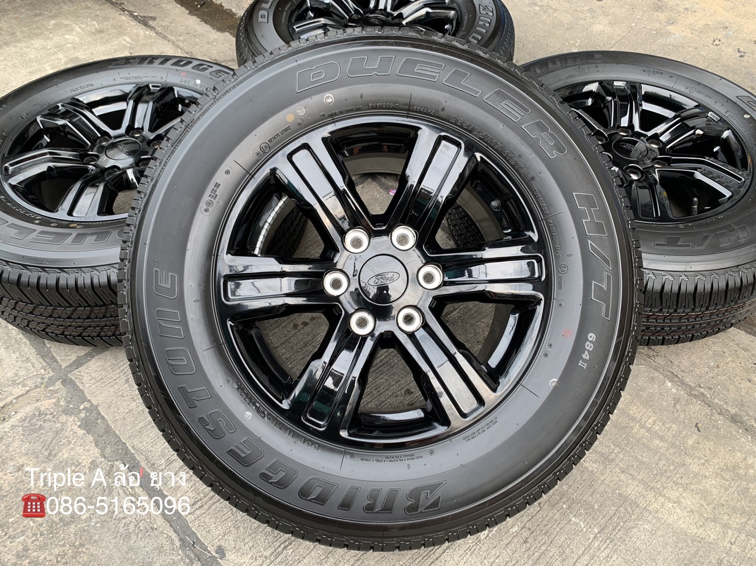 ล้อแม็กป้ายแดง Ford Ranger XLT รุ่นใหม่ ขอบ 17 สีดำแท้ พร้อมยางใหม่ป้ายแดง 265-65-17 Bridgestone ปี ล้อแม็กป้ายแดง Ford Ranger XLT รุ่นใหม่ ขอบ 17 สีดำแท้ พร้อมยางใหม่ป้ายแดง 265-65-17 Bridgestone ปี