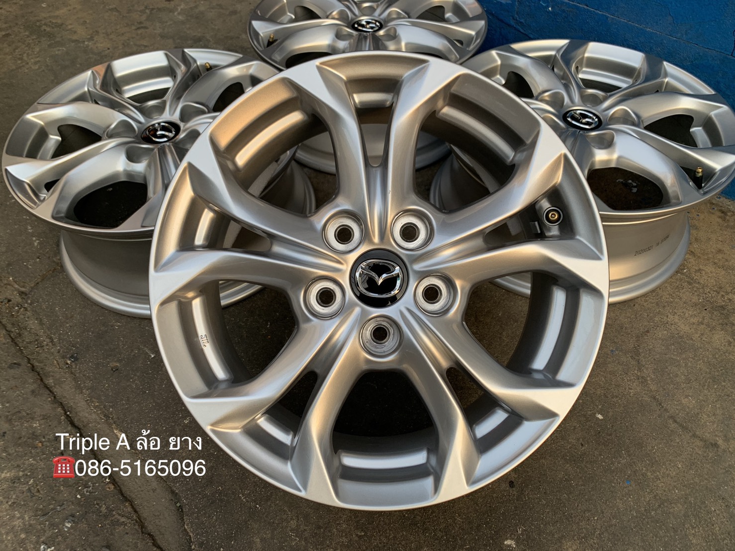 ล้อแม็กป้ายแดง Mazda CX3 รุ่นใหม่ล่าสุด ขอบ 16 สวยกริ๊บๆ ล้อแม็กป้ายแดง Mazda CX3 รุ่นใหม่ล่าสุด ขอบ 16 สวยกริ๊บๆ