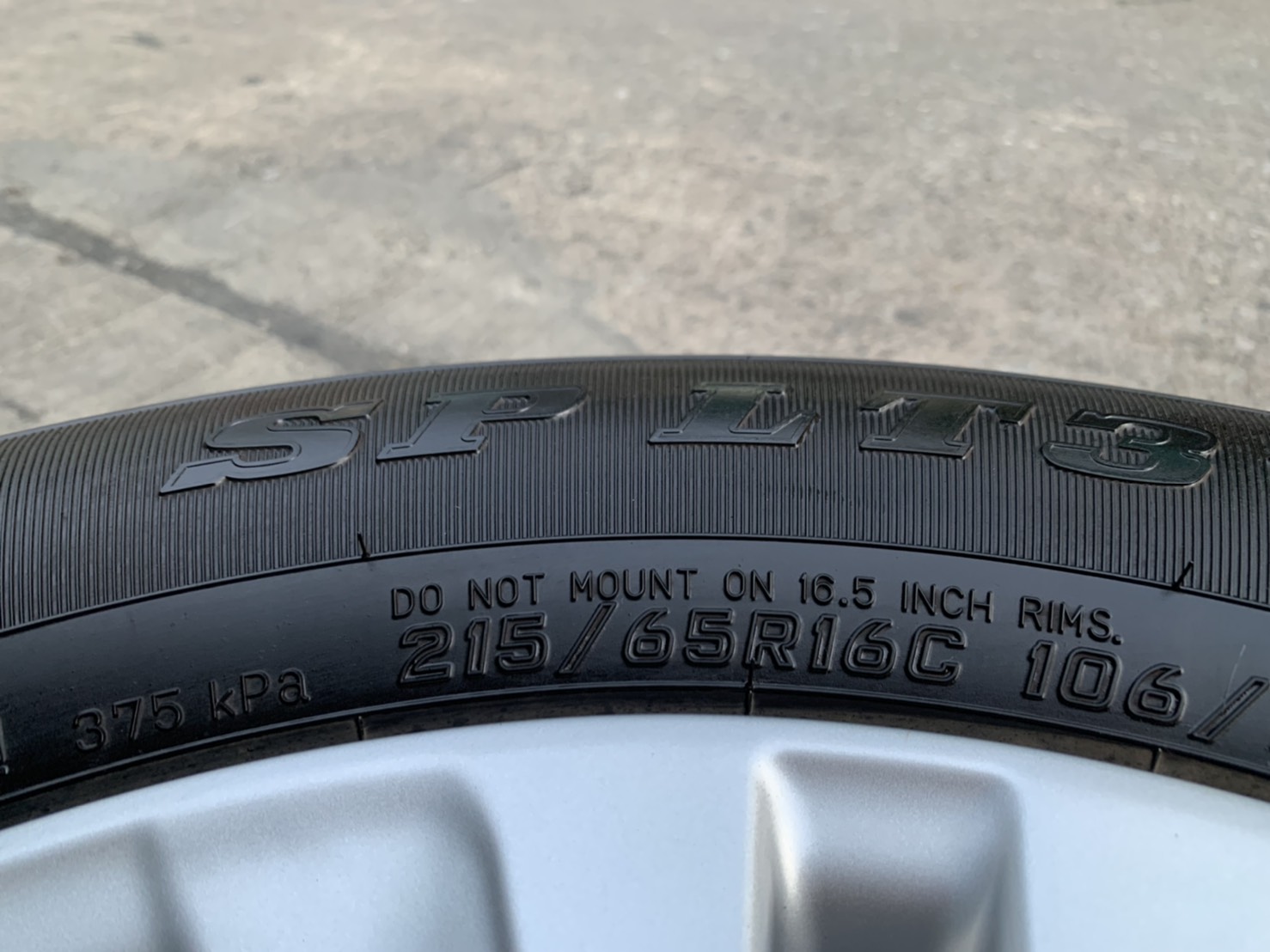 ล้อแม็ก 5รู114 Toyota Revo ขอบ 16 พร้อมยาง 215-65-16 Dunlop ปี 20 สภาพสวย ล้อแม็ก 5รู114 Toyota Revo ขอบ 16 พร้อมยาง 215-65-16 Dunlop ปี 20 สภาพสวย