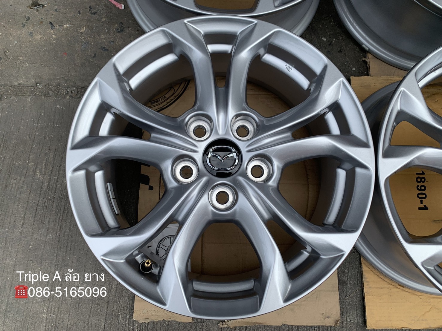 ล้อแม็กป้ายแดง Mazda CX3 รุ่นใหม่ล่าสุด ขอบ 16 ใหม่กริ๊บๆ ล้อแม็กป้ายแดง Mazda CX3 รุ่นใหม่ล่าสุด ขอบ 16 ใหม่กริ๊บๆ