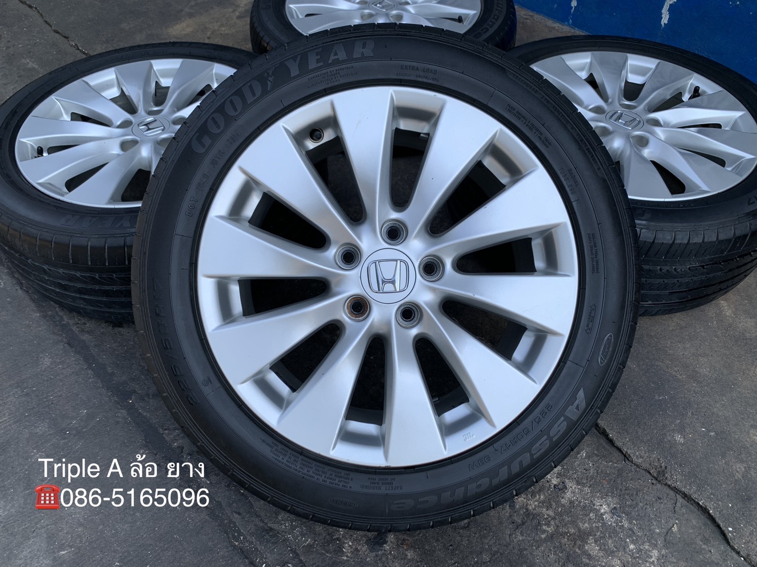 ล้อแม็ก Honda Accord G9 ขอบ 17 พร้อมยาง 225-50-17 GoodYear ปี 16 ล้อแม็ก Honda Accord G9 ขอบ 17 พร้อมยาง 225-50-17 GoodYear ปี 16