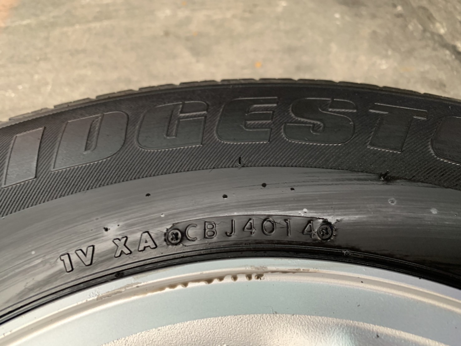 ล้อแม็ก ISUZU ขอบ 14 แถมยาง 205-75-14 Bridgestone ปลายปี 14 ล้อแม็ก ISUZU ขอบ 14 แถมยาง 205-75-14 Bridgestone ปลายปี 14