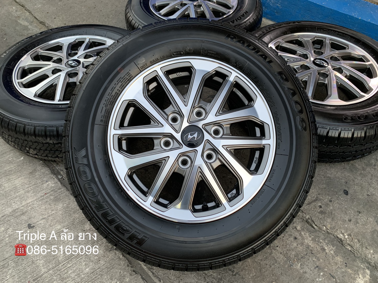 ล้อแม็กป้ายแดง Hyundai ฮุนได H1 รุ่นใหม่ล่าสุด ขอบ 16 พร้อมยางป้ายแดง 215-70-16 Hankook สวยกริ๊บๆ