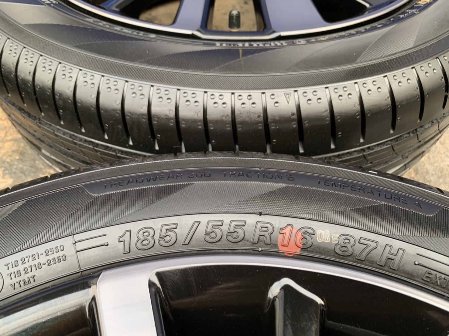 ล้อแม็กป้ายแดง Honda City Hatchback Turbo รุ่นใหม่ล่าสุด ขอบ 16 พร้อมยางป้ายแดง 185-55-16 Yokohama ปี 22 ล้อแม็กป้ายแดง Honda City Hatchback Turbo รุ่นใหม่ล่าสุด ขอบ 16 พร้อมยางป้ายแดง 185-55-16 Yokohama ปี 22