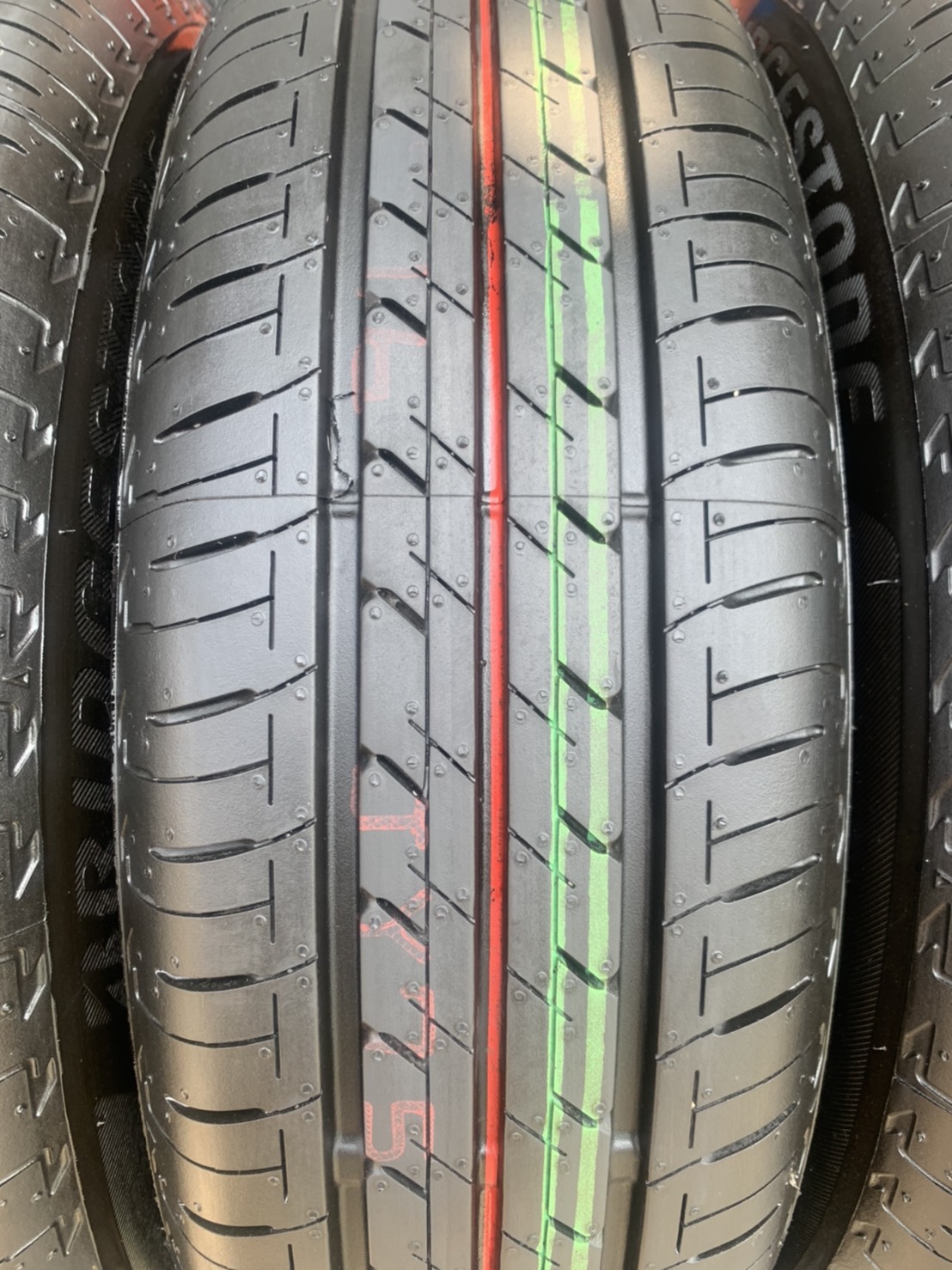 ล้อแม็ก Honda New Jazz ตัวรองท็อป ขอบ 15 พร้อมยางใหม่ป้ายแดง 175-65-15 Bridgestone ปลายปี 20 สวยๆ ล้อแม็ก Honda New Jazz ตัวรองท็อป ขอบ 15 พร้อมยางใหม่ป้ายแดง 175-65-15 Bridgestone ปลายปี 20 สวยๆ