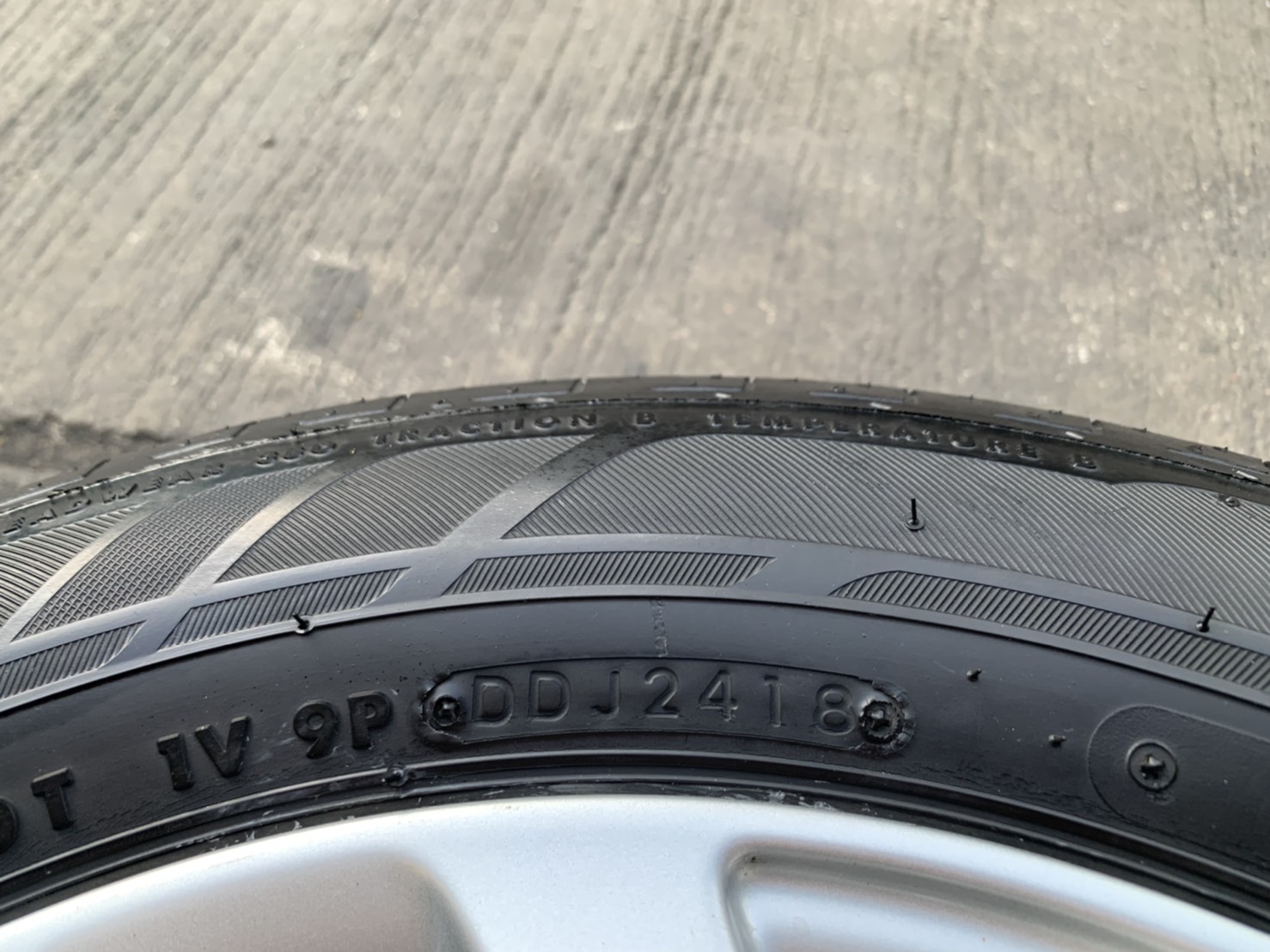 ล้อแม็ก Honda Brio Amaze ขอบ 14 พร้อมยาง 175-65-14 Bridgestone ปี 18 ล้อแม็ก Honda Brio Amaze ขอบ 14 พร้อมยาง 175-65-14 Bridgestone ปี 18