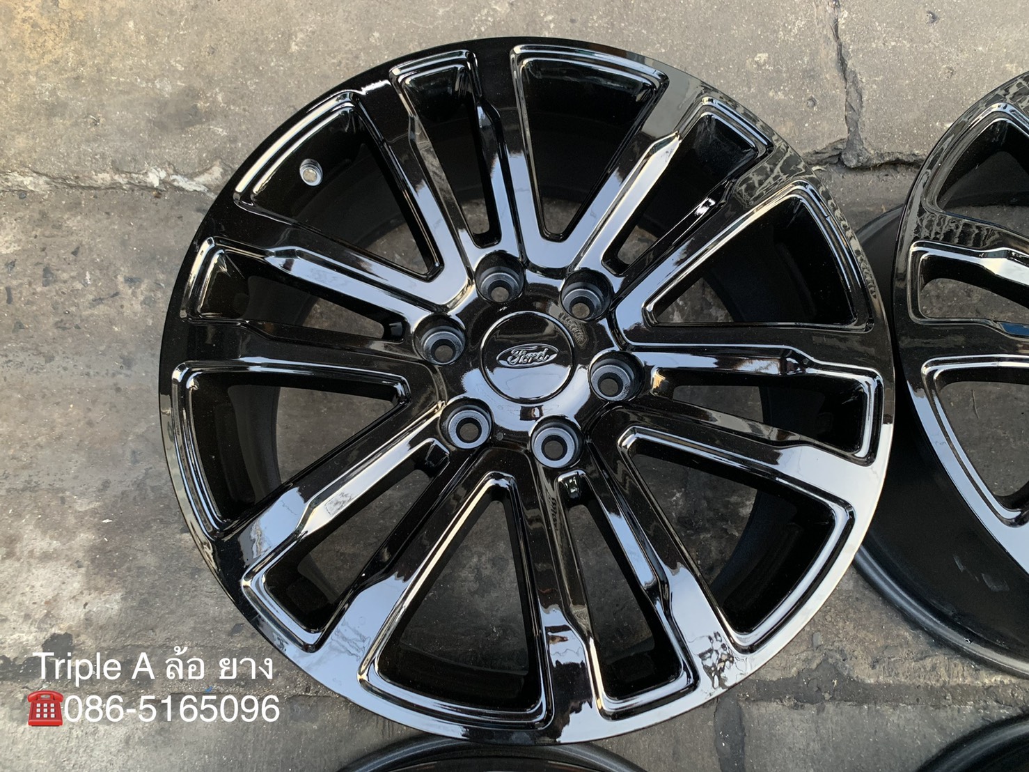 ล้อแม็ก Ford Everest รุ่นใหม่ล่าสุด ขอบ 20 สีดำ สวยกริ๊บ ล้อแม็ก Ford Everest รุ่นใหม่ล่าสุด ขอบ 20 สีดำ สวยกริ๊บ