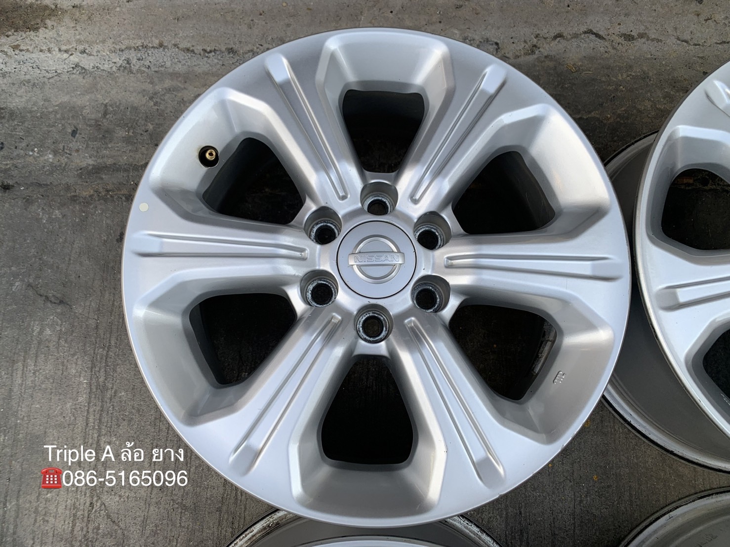 ล้อแม็ก 6รู114 Nissan Navara NP300 ขอบ 16