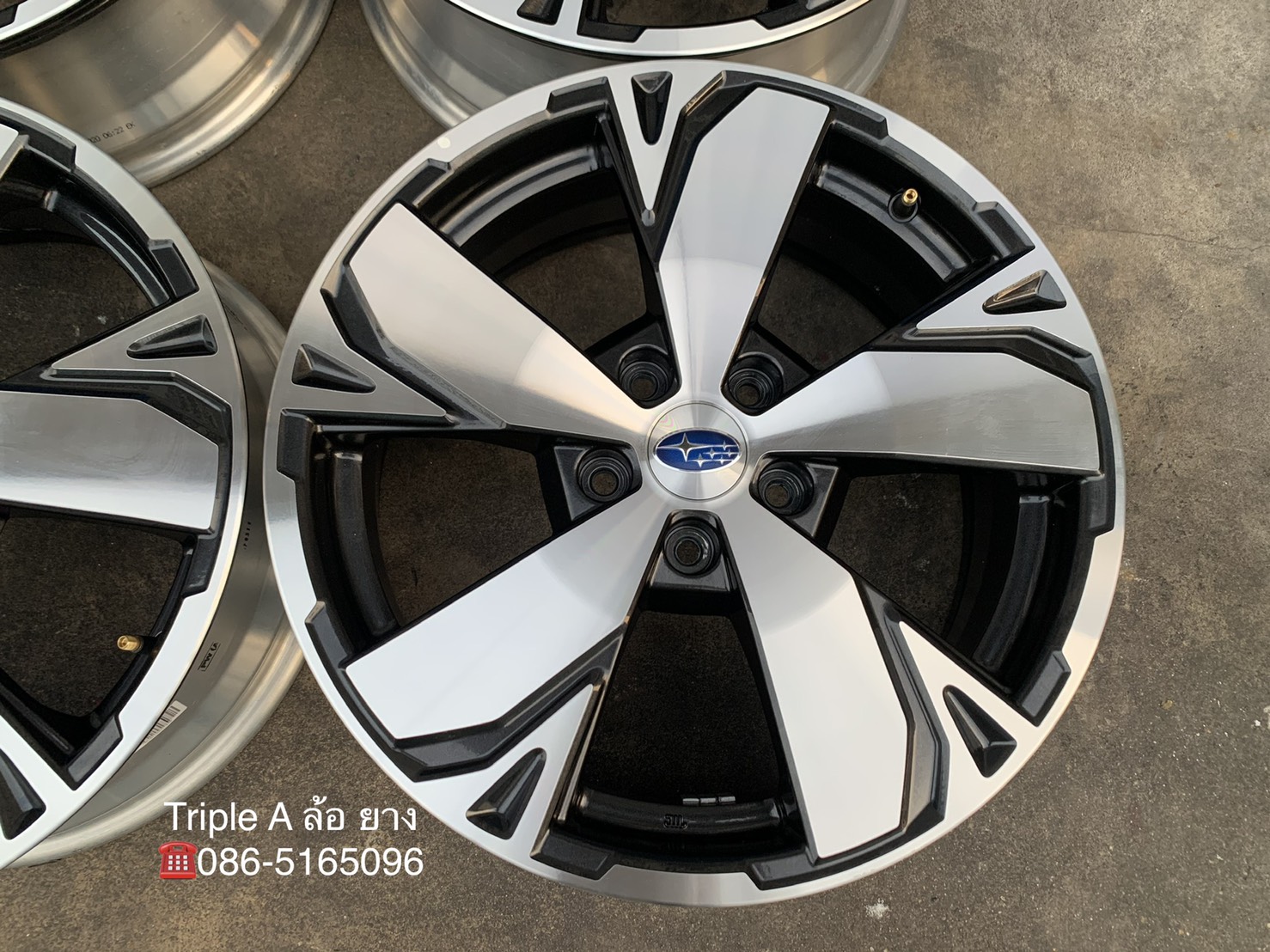 ล้อแม็กป้ายแดง Subaru Forester รุ่นใหม่ล่าสุด ขอบ 18 ล้อแม็กป้ายแดง Subaru Forester รุ่นใหม่ล่าสุด ขอบ 18