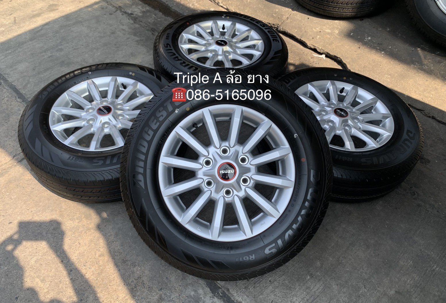 ล้อแม็กป้ายแดง ISUZU D-Max รุ่นใหม่ล่าสุด ขอบ 16 พร้อมยางใหม่ป้ายแดง 215-70-16 Bridgestone ปลายปี 20 ใหม่มาก ล้อแม็กป้ายแดง ISUZU D-Max รุ่นใหม่ล่าสุด ขอบ 16 พร้อมยางใหม่ป้ายแดง 215-70-16 Bridgestone ปลายปี 20 ใหม่มาก