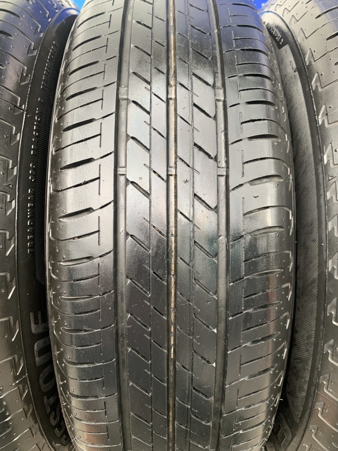 ล้อแม็ก 4รู100 Toyota ขอบ 15 สีบอร์น พร้อมยาง 185-65-15 Bridgestone ปี 18 ล้อแม็ก 4รู100 Toyota ขอบ 15 สีบอร์น พร้อมยาง 185-65-15 Bridgestone ปี 18