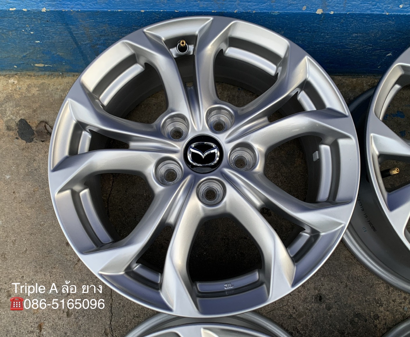 ล้อแม็กป้ายแดง Mazda CX-3 รุ่นใหม่ล่าสุด ขอบ 16 สวยกริ๊บๆ ล้อแม็กป้ายแดง Mazda CX-3 รุ่นใหม่ล่าสุด ขอบ 16 สวยกริ๊บๆ