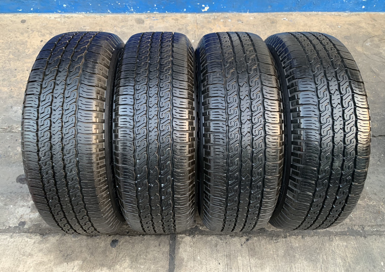 ล้อแม็ก Mitsu Pajero ก้านวาย ขอบ 17 พร้อมยาง 245-65-17 TOYO ปลายปี 16 ล้อแม็ก Mitsu Pajero ก้านวาย ขอบ 17 พร้อมยาง 245-65-17 TOYO ปลายปี 16