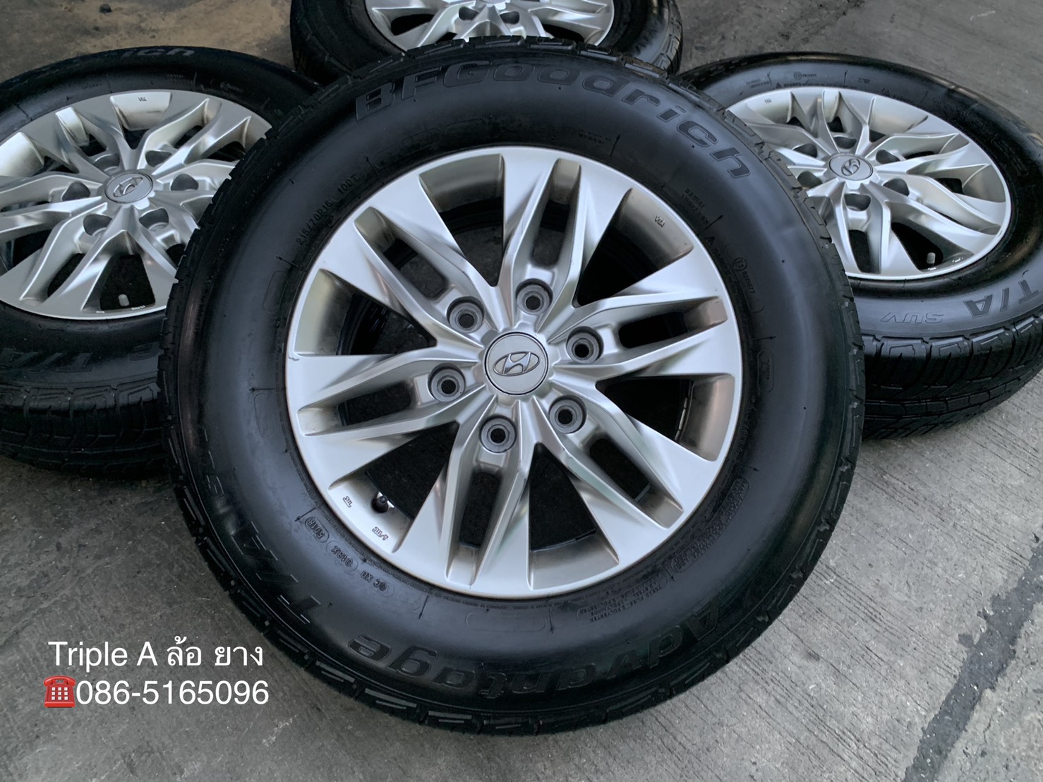 ล้อแม็ก 6รู139 ฮุนได Hyundai H1 ขอบ 16 พร้อมยาง 215-70-16 BFGoodrich ปลายปี 18 ล้อแม็ก 6รู139 ฮุนได Hyundai H1 ขอบ 16 พร้อมยาง 215-70-16 BFGoodrich ปลายปี 18