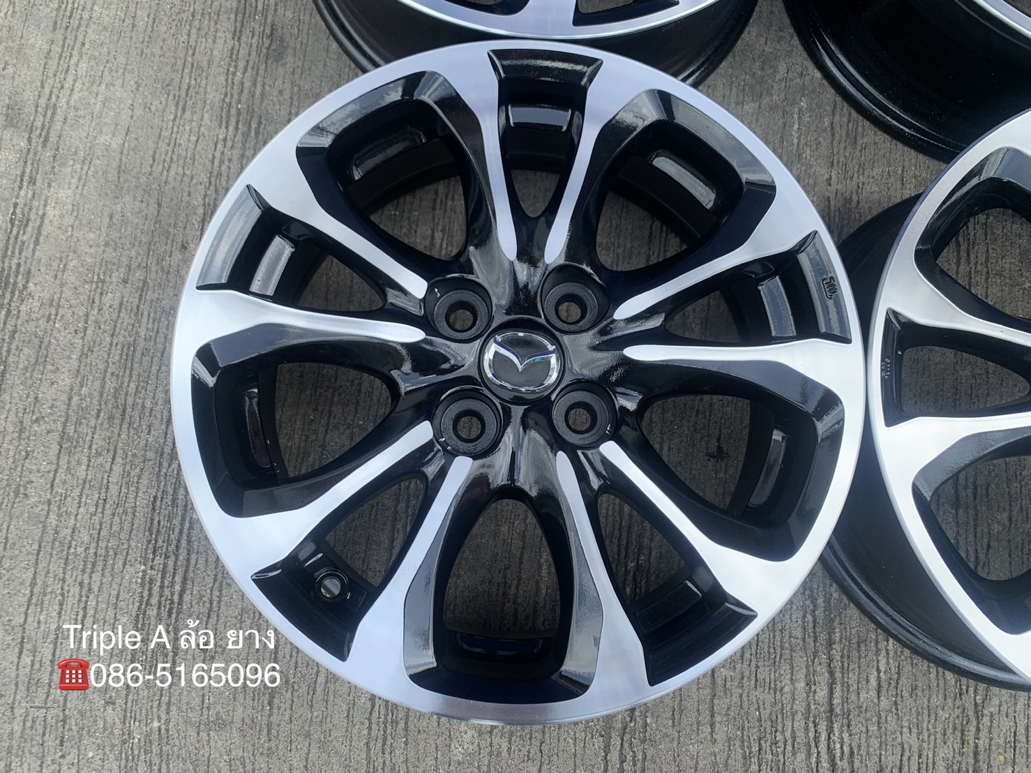 ล้อแม็ก Mazda 2 Skyactiv ขอบ 15 สีดำปัดเงา สวยกริ๊บ