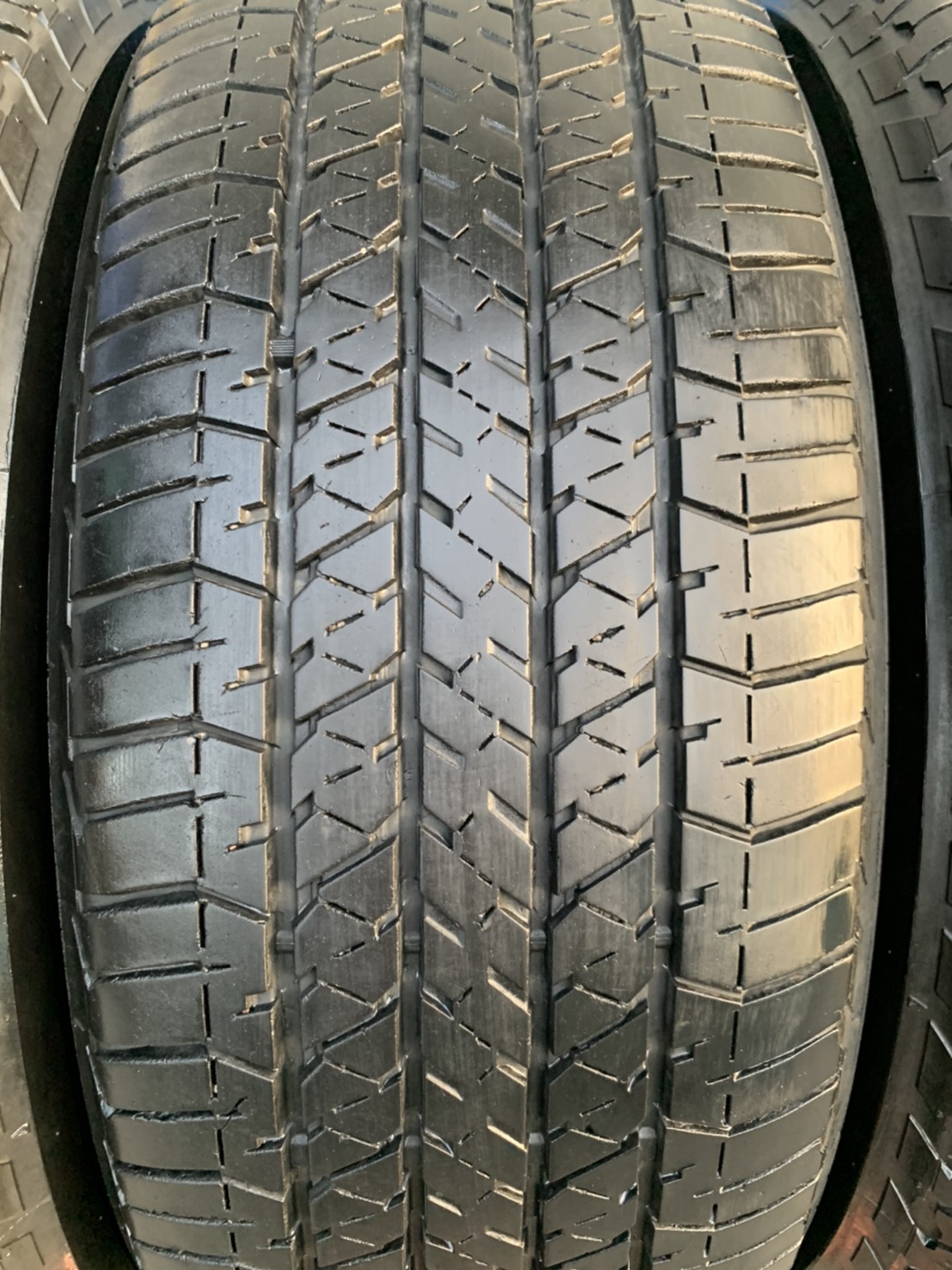 ล้อแม็ก Nissan Navara Caliber NP300 Black Edition ขอบ 18 พร้อมยาง 255-60-18 Bridgestone ปลายปี 17