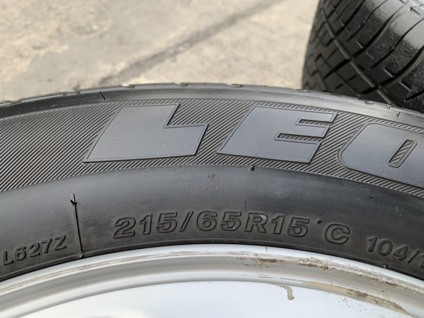 ล้อแม็ก 5รู114 Mitsu Triton ขอบ 15 แถมยาง 215-65-15 Bridgestone ปี 15 ล้อแม็ก 5รู114 Mitsu Triton ขอบ 15 แถมยาง 215-65-15 Bridgestone ปี 15